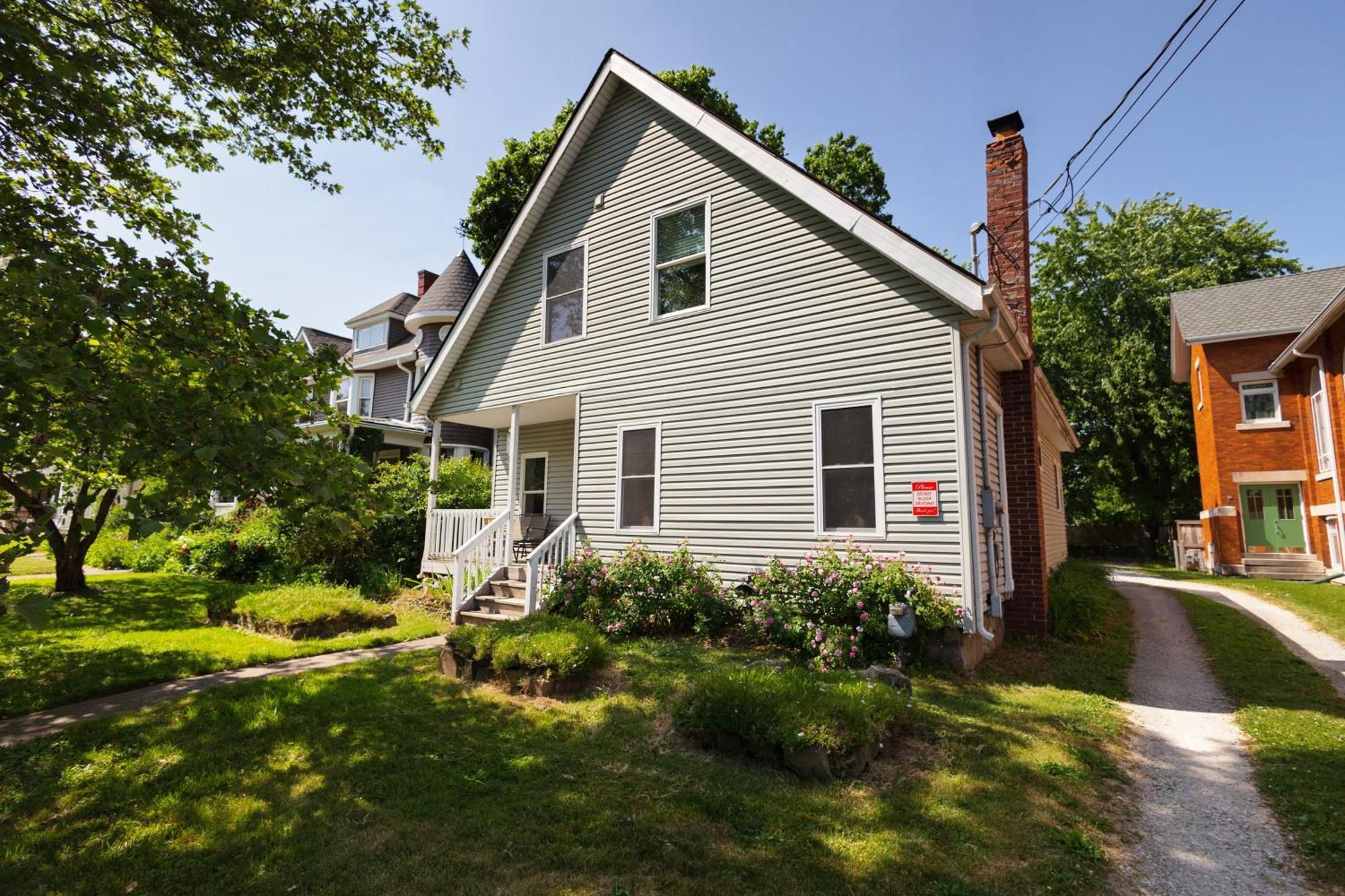 Home Steps From Oberlin Exterior foto